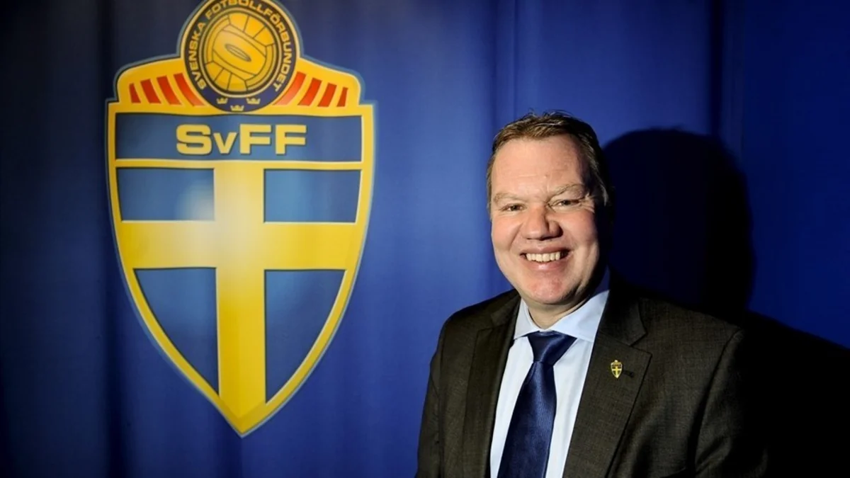 UEFA-nın vitse-prezidenti: Bu vəziyyətdə futbol oynamaq mümkün deyil
