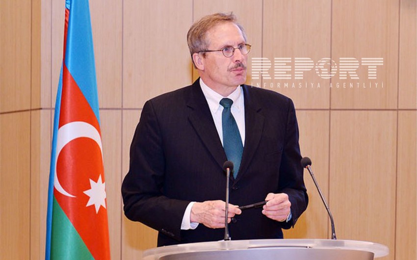 Cекута: Конфликт в Карабахе показал, что США должны быть более активными в регионе