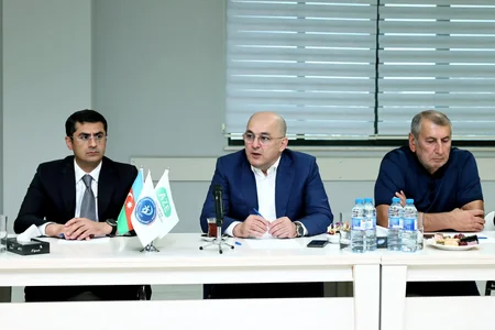 Azərbaycan Voleybol Federasiyasının rəhbərliyi qadınlardan ibarət millinin üzvləri ilə görüşüb