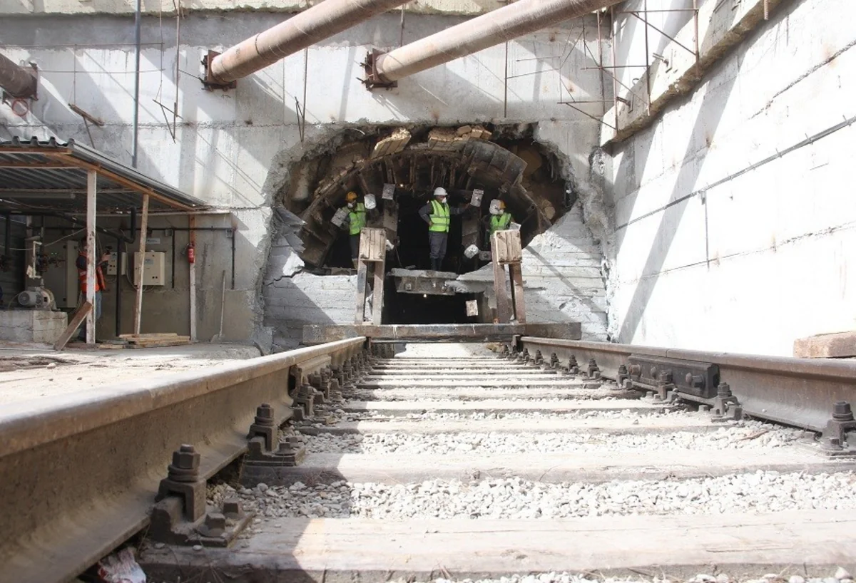 Metronun “Xocəsən” deposuna aparan tunellərdə qazıntı tamamlanıb