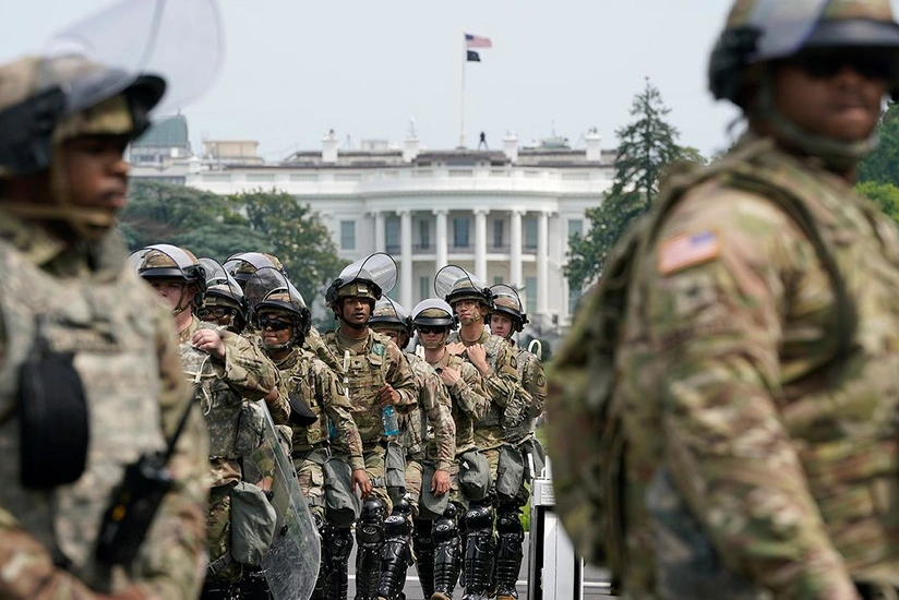 ABŞ-də iki ştat Vaşinqtona qoşun göndərir