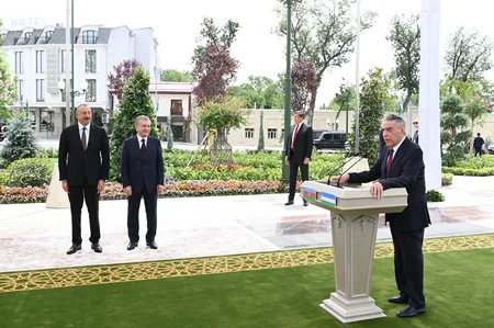 Ilham Aliyev, Shavkat Mirziyoyev attend opening of Heydar Aliyev Square in Tashkent