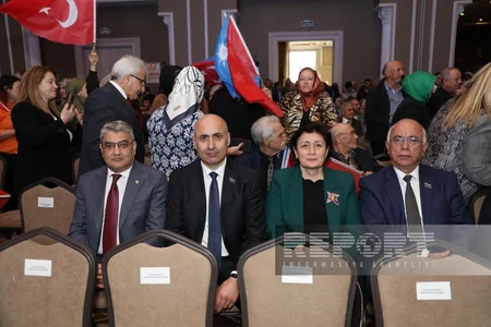 Azərbaycan nümayəndə heyəti İzmirdə AK Partinin namizədlərinin təqdimatında iştirak edib