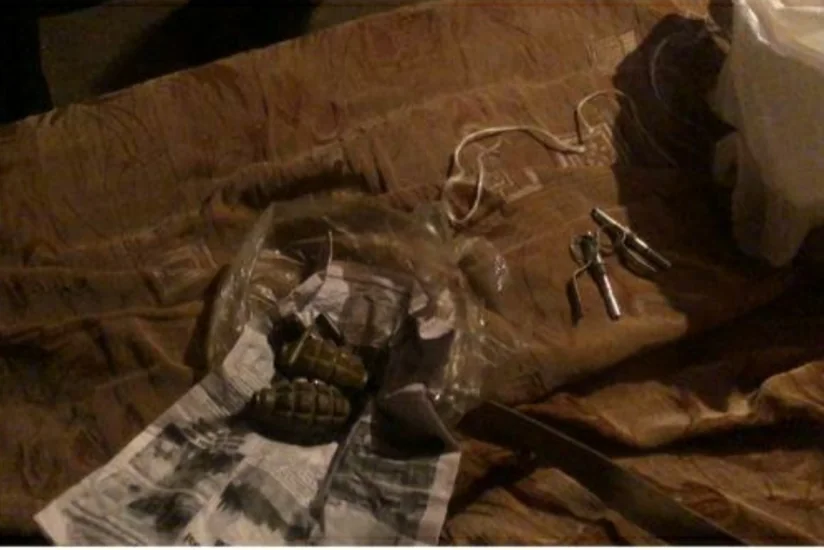 Cəlilabad sakinlərindən silah-sursat və narkotik aşkarlandı