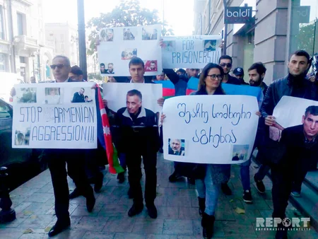 Azerbaijani activists protest in front of Armenian embassy in Tbilisi