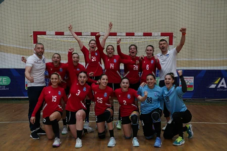 Qadın həndbolçular arasında Azərbaycan çempionatında turun mərkəzi oyunu keçirilib