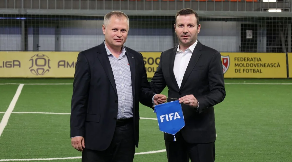 Elxan Məmmədov FIFA rəsmisi kimi Moldovaya səfər edib