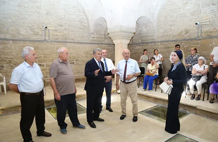Bakıda Zərgərpalan hamamının konservasiya işlərindən sonra açılışı olub