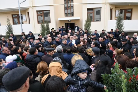 Göygöldə məcburi köçkünlər üçün yeni məhəllənin açılışı olub