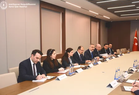 Meeting of Azerbaijani, Turkish FMs in expanded format starts