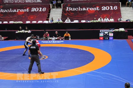 ​Azərbaycan güləşçiləri gənclərin Avropa çempionatında 1 qızıl və 1 gümüş medal qazanıb - FOTO