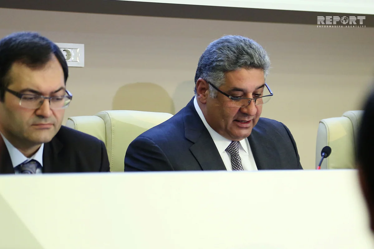 Azad Rəhimov cəbhədəki hadisələrlə bağlı tapşırıqlar verib