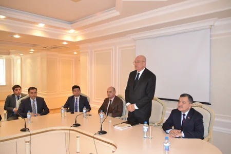 Dövlət Reklam Agentliyinin kollektivi Xocalı soyqırımının 26-cı anım mərasimini qeyd edib