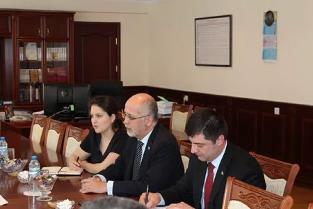 ​Dövlət Statistika Komitəsində Meksika səfiri ilə görüş keçirilib