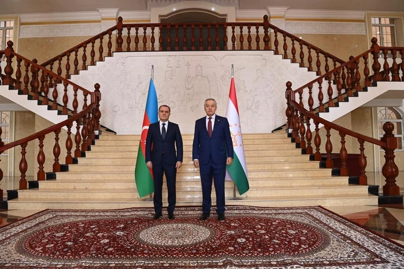 Jeyhun Bayramov meets his Tajik counterpart