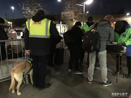 Azərbaycanı tanımayan ingilis azarkeşlər, qondarma erməni bayrağı və Arsenalın möhtəşəm stadionu...