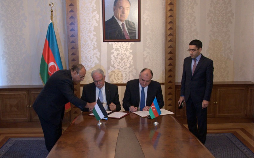Azərbaycan və Fələstinin XİN-ləri arasında siyasi məsləhətləşmələr mexanizminə dair anlaşma memorandumu imzalanıb