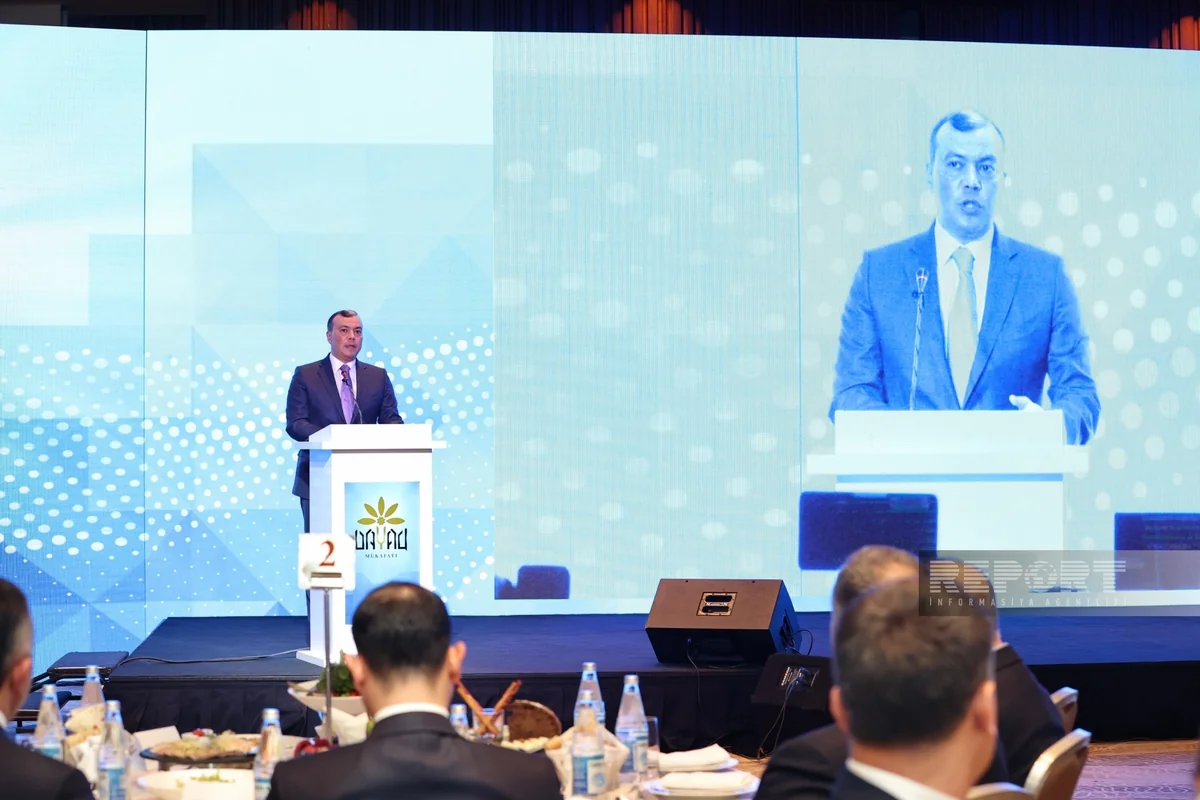 Sahil Babayev: Tariximizdə ilk dəfə dövlət və özəl sektorlarında muzdluların sayı bərabərləşib
