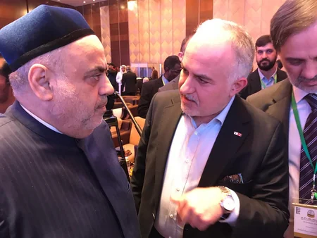 Şeyxülislam Allahşükür Paşazadə Küveytdə beynəlxalq konfransda iştirak edib
