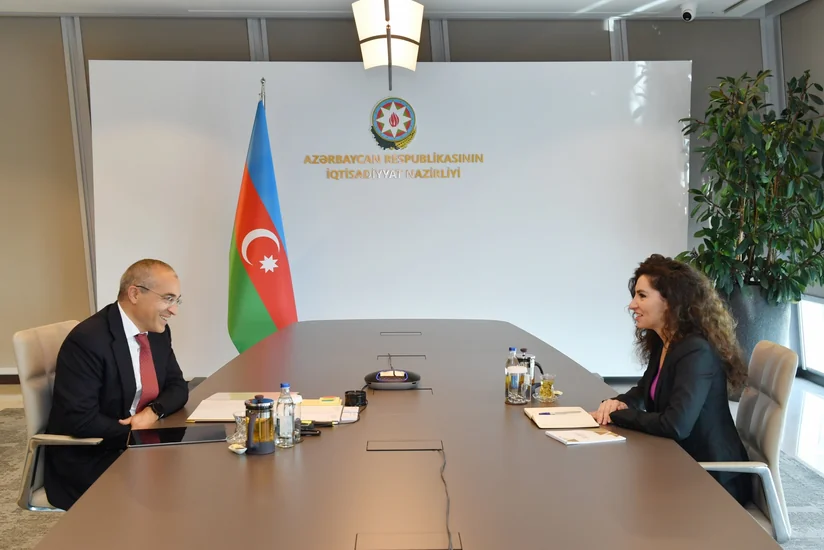 Mikayil Jabbarov meets with winners of Yukselish competition