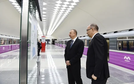 Azərbaycan Prezidenti metronun “Avtovağzal” və “Memar Əcəmi” stansiyalarının açılışında iştirak edib