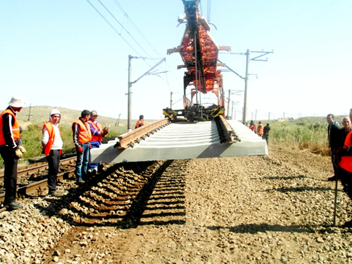 Sərnişin qatarları Bakıdan Sumqayıta daha tez çatacaq