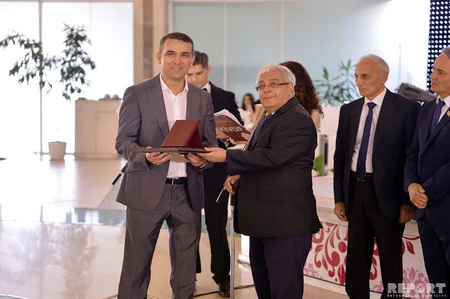 Əli Həsənov: “Ötən 141 ildə Azərbaycan mediası mürəkkəb və şərəfli yol keçib”