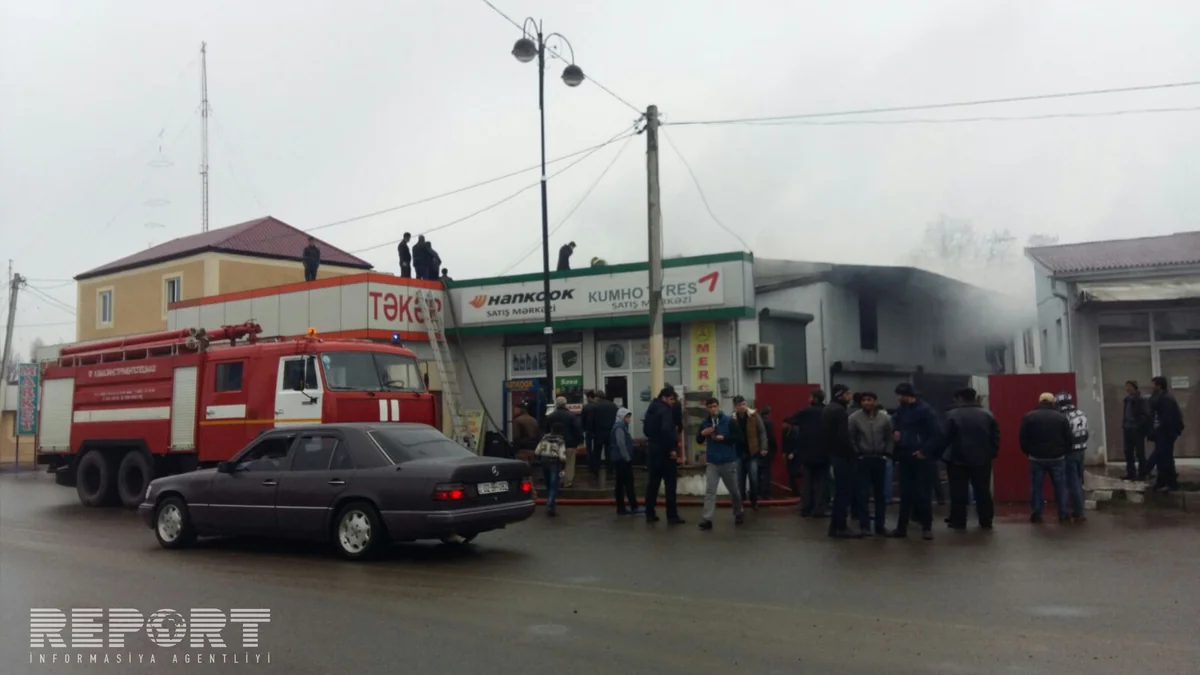 Lənkəran şəhərində mağaza yanıb - FOTO - VİDEO