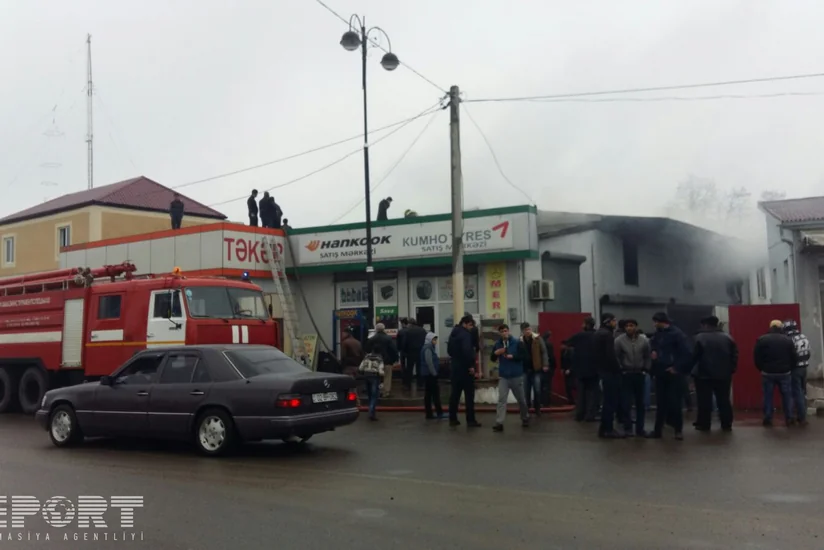 Lənkəran şəhərində mağaza yanıb - FOTO - VİDEO