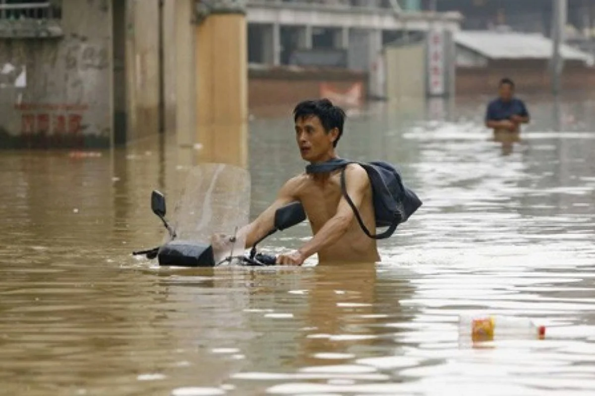 СМИ сообщили о гибели пяти человек в результате наводнений в Китае