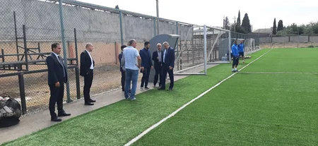 PFL rəhbərliyi Gəncə şəhər stadionunun vəziyyəti ilə tanış olub