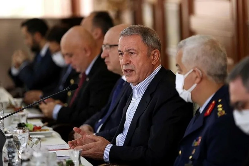 Hulusi Akar Ermənistan-Azərbaycan sərhədində atəşkəsin pozulmasından danışıb