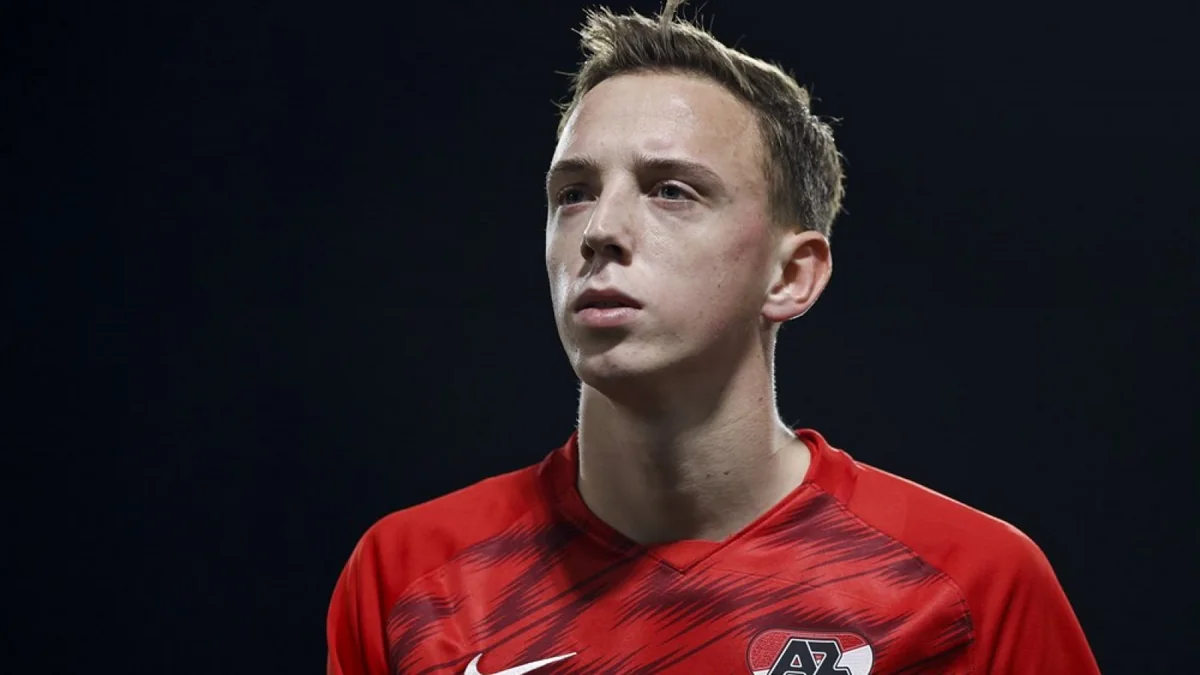 Fedde de Yonq: Qəbələ haqqında çoxlu görüntü tapa bilməmişik