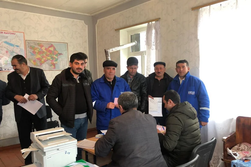 Şəmkirdə fermerlərə güzəştli şərtlərlə azot gübrəsi satılıb