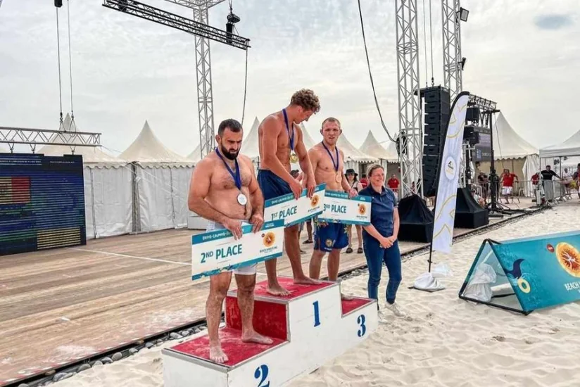 Azərbaycan idmançısı çimərlik güləşi üzrə Dünya Seriyasında gümüş medal qazanıb
