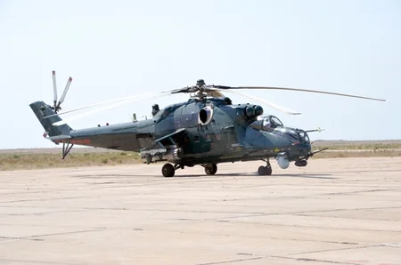 ​“TurAz Qartalı - 2015” təlimlərinə döyüş helikopterləri qoşulub - VİDEO