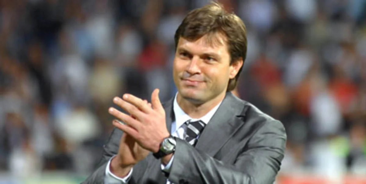 Qəbələ ilə görüşəcək komandanın baş məşqçisi istefa verib