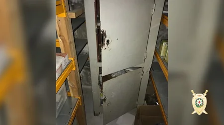 Bakıda aptekdən oğurluq edən şəxs obyektin kameraları vasitəsilə lentə alınıb