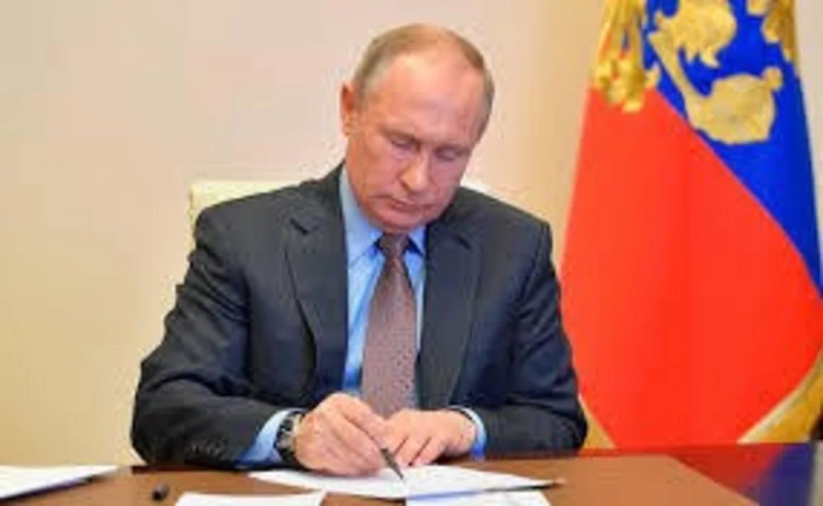 В России продлили действие мер по урегулированию положения иностранцев
