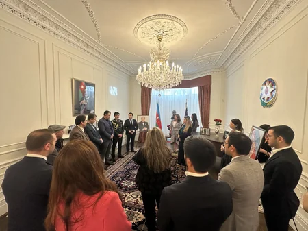 Londonda Ulu Öndərin anadan olmasının 101-ci ildönümü qeyd edilib