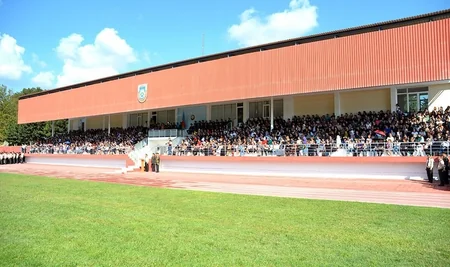 Müdafiə Nazirliyinin xüsusi təyinatlı təhsil müəssisələrində andiçmə mərasimləri keçirilib