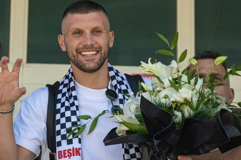 Beşiktaş xorvatiyalı hücumçunun keçidini açıqlayıb
