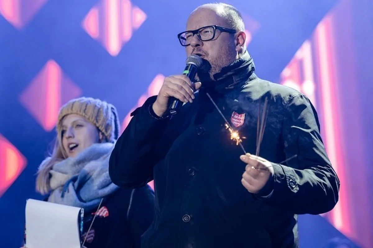 Polşada bıçaqlanan mer xəstəxanada ölüb