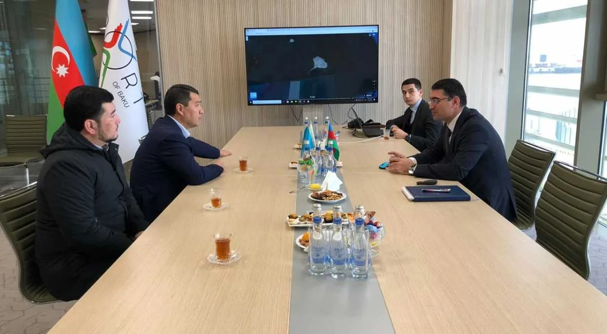 Qazaxıstan səfiri Bakı Beynəlxalq Limanının fəaliyyəti ilə tanış olub