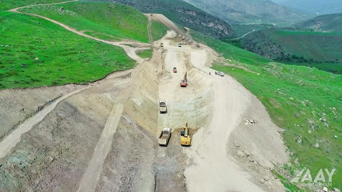 Qubadlı-Eyvazlı avtomobil yolunun tikintisi davam etdirilir