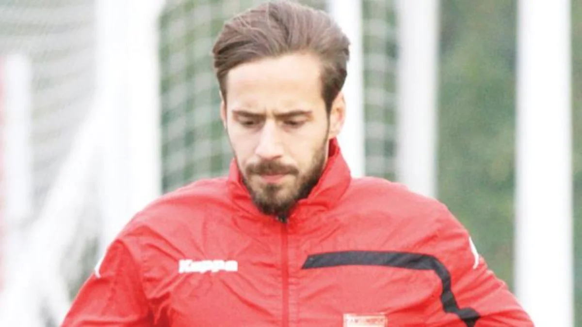 Türkiyə klubu Azərbaycan yığmasının futbolçusu ilə yollarını rəsmən ayırıb