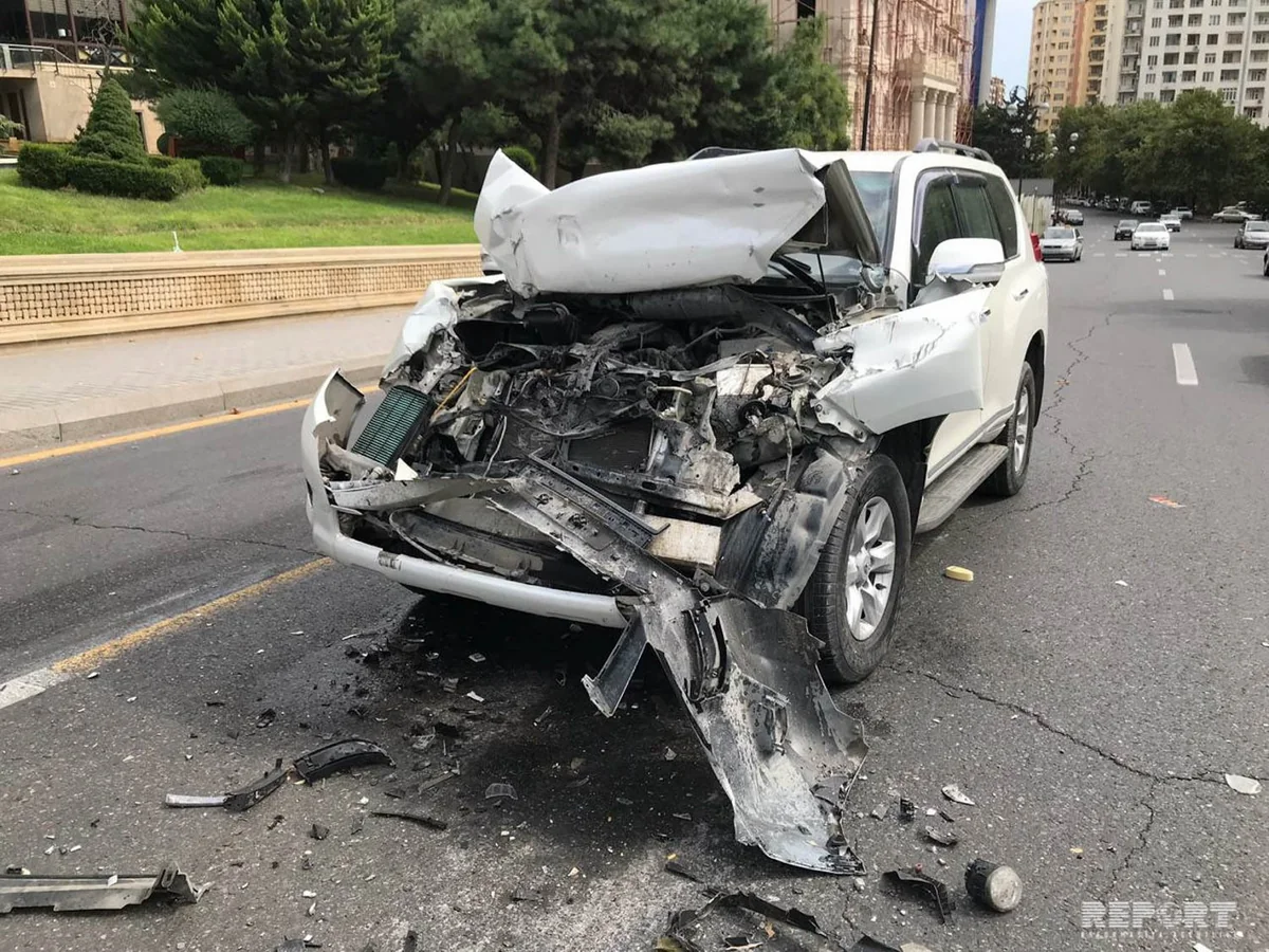 Bakıda “Prado” “QAZel”ə çırpılıb - FOTO - VİDEO - YENİLƏNİB