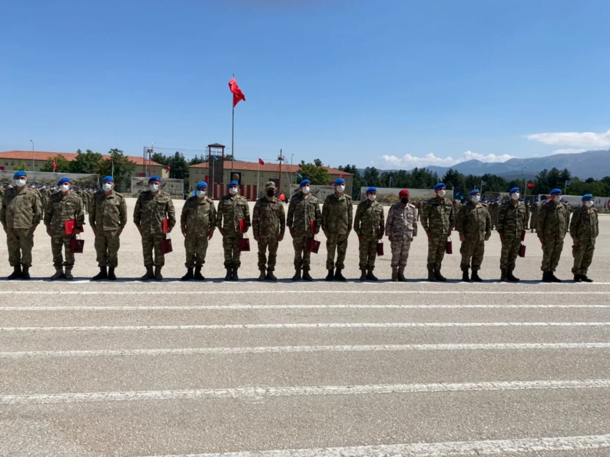 Türkiyədə “Dağ komando kursunda” iştirak edən Azərbaycan hərbçilərinin buraxılış mərasimi keçirilib