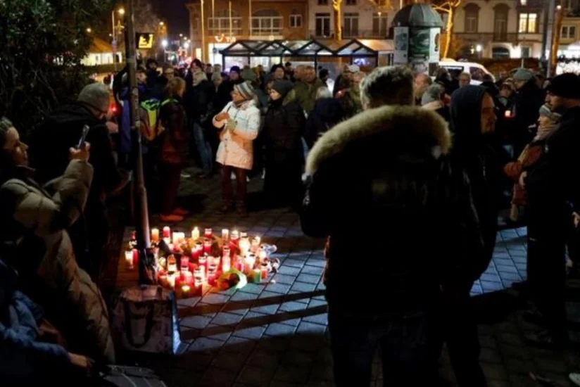 В ФРГ около 3 тыс. человек почтили память жертв нападения в парке