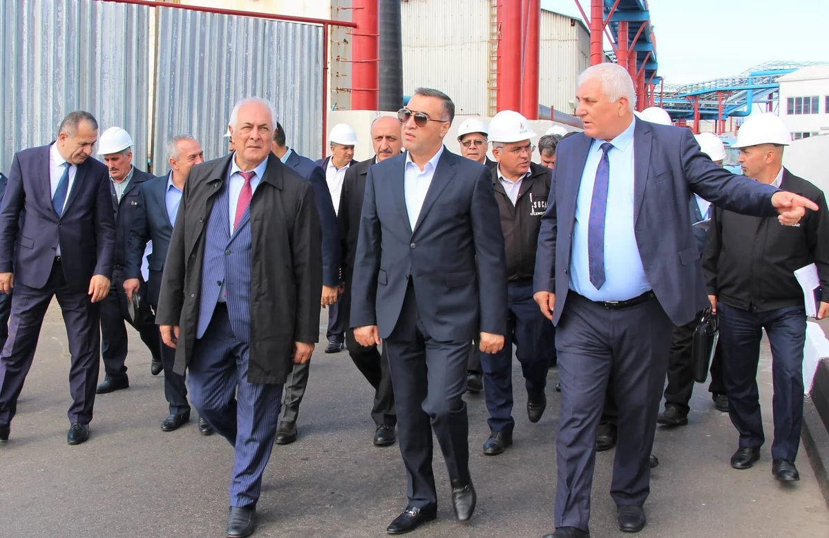 “Azneft”in rəhbərliyi Neft Daşlarına səfər edib